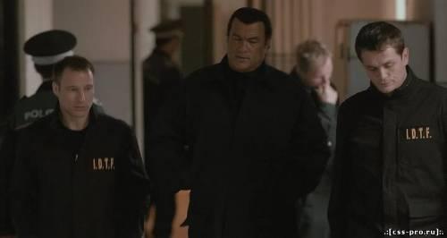 Отчаянный мститель / Born to Raise Hell (2010/Ru/HDRip) - 4